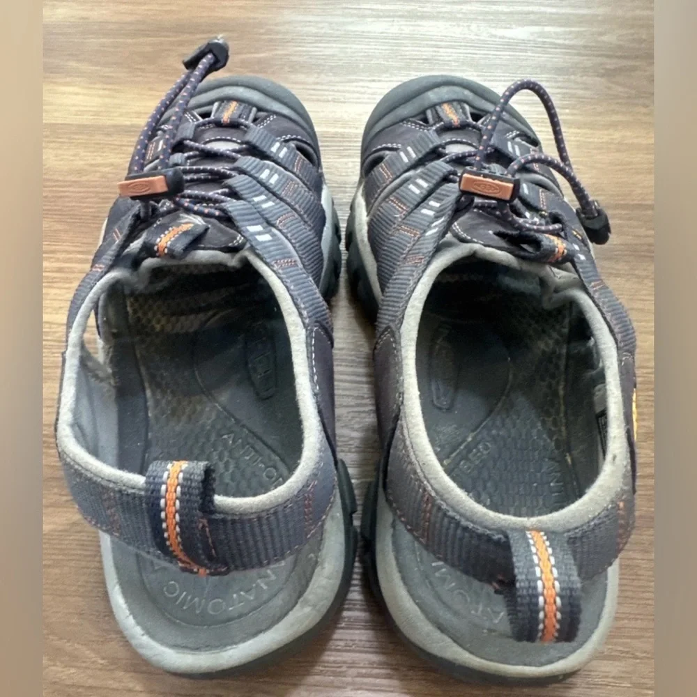 Keen Newport H2 Athletic Sports Sandals Mens Size 10 Waterproof